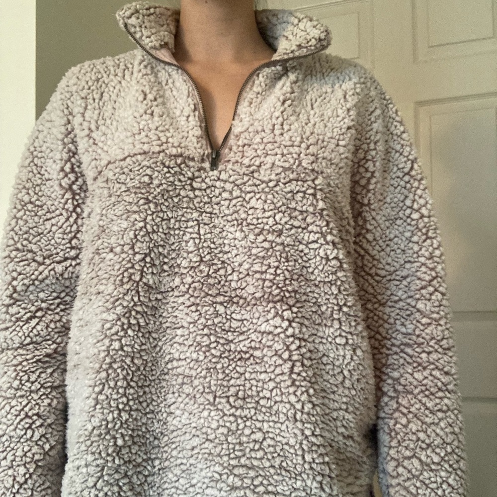 Light pink fleece/furry quarter zip